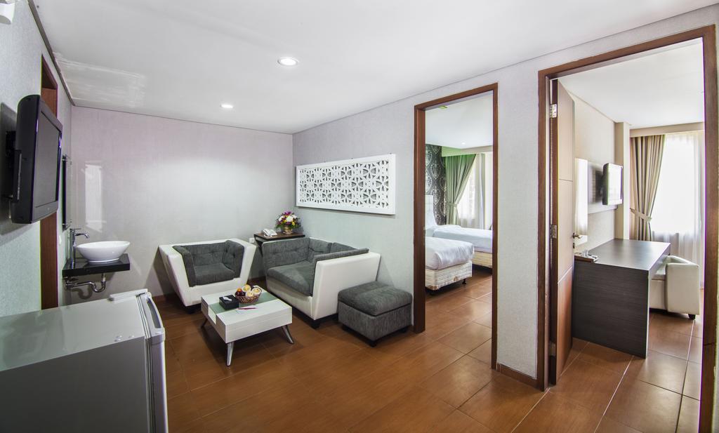 The Rizen Hotel Cisarua Habitación foto